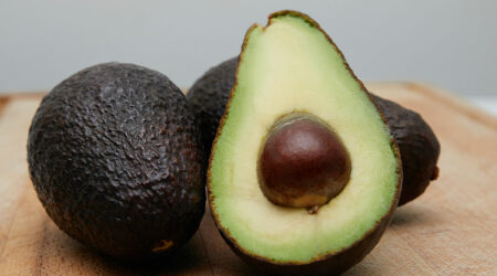 10 foods to a brighter glowing skin