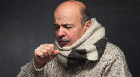 25 signs and symptoms of pneumonia to know of