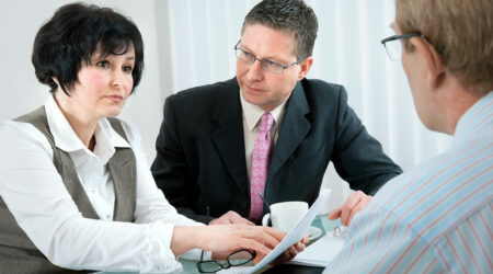 6 tips to find the right divorce attorney